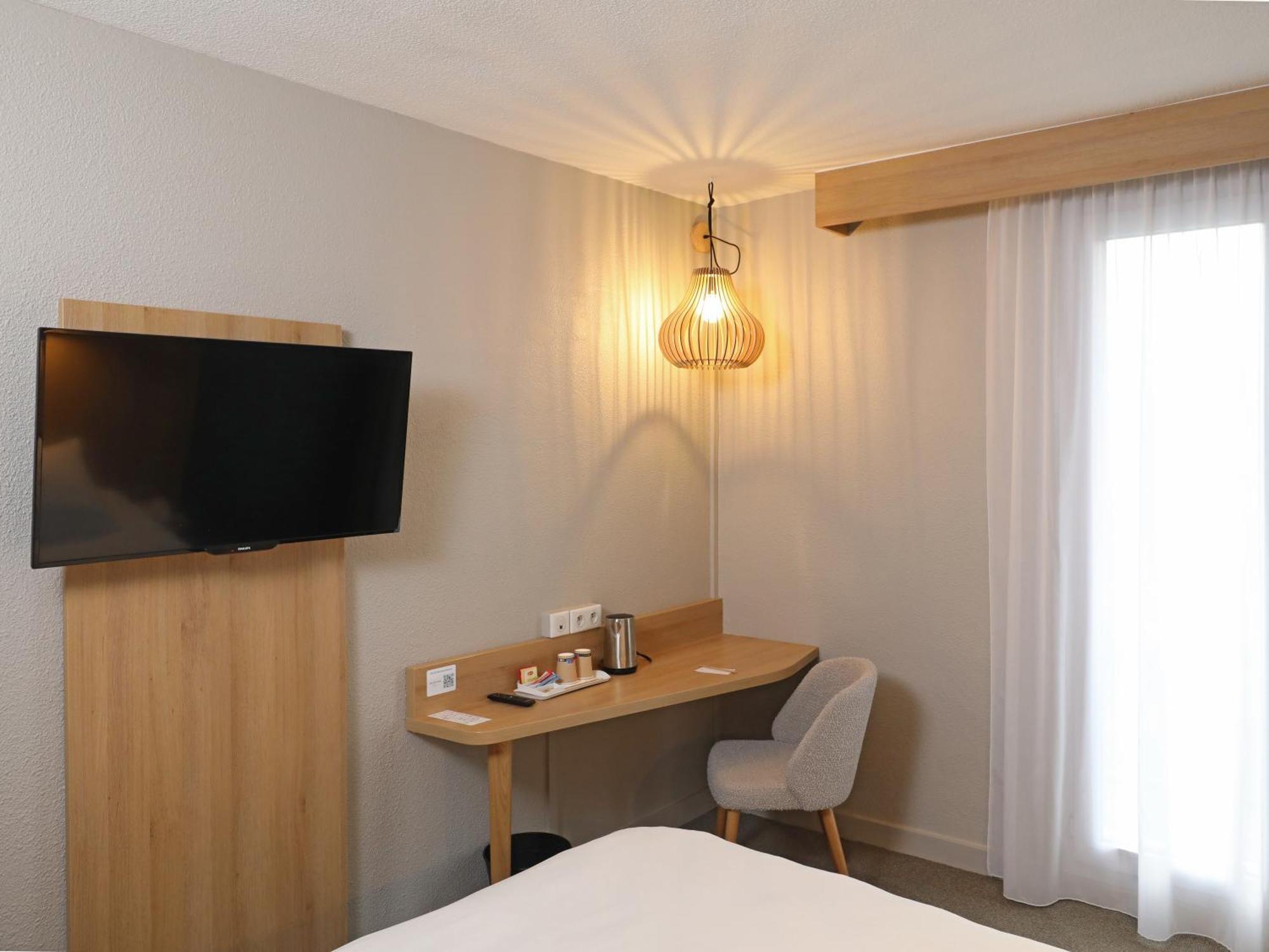 Mercure Abbeville Centre - Porte De La Baie De Somme Exterior foto