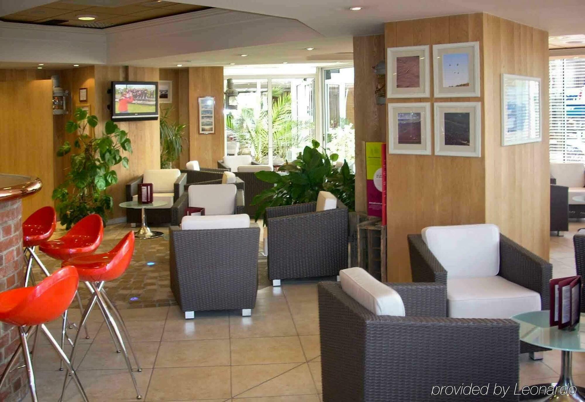 Mercure Abbeville Centre - Porte De La Baie De Somme Exterior foto